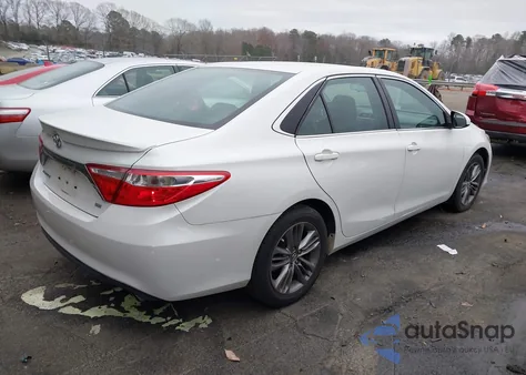 2017 Toyota Camry Se z USA, uszkodzony, nr VIN 4T1BF1FK3HU323643